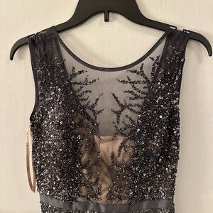 Adrianna Papell, Size 2